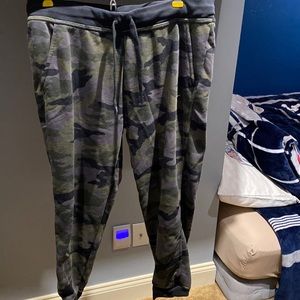 Men’s camp joggers size medium.